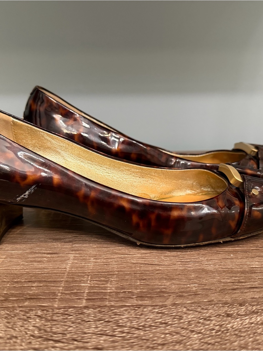 Vintage Jimmy Choo Tortoiseshell Brown Pumps Gold Block Heel & Hardware -Size 40 - Picture 6 of 10